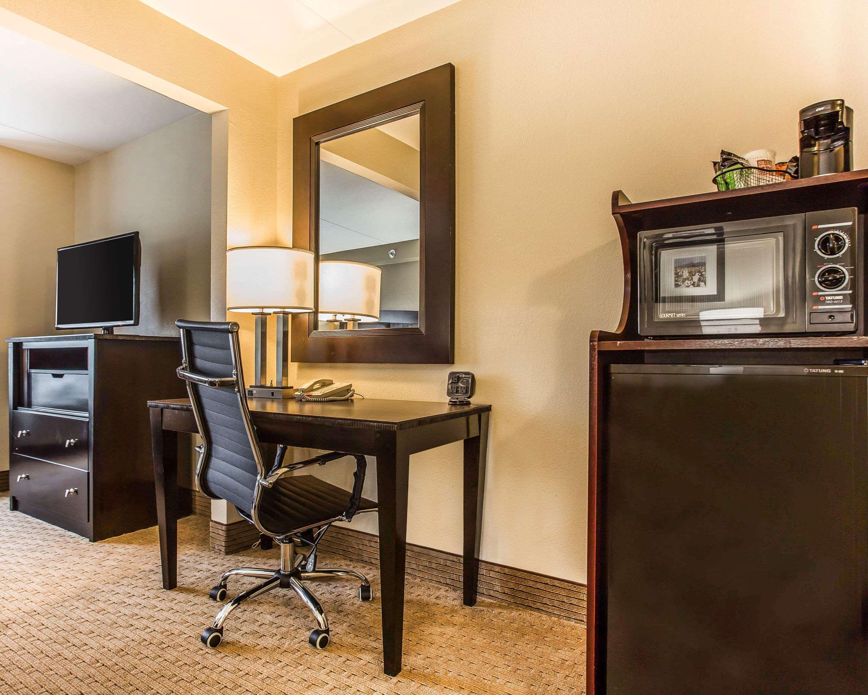 Comfort Suites Morrow- Atlanta South Exteriör bild